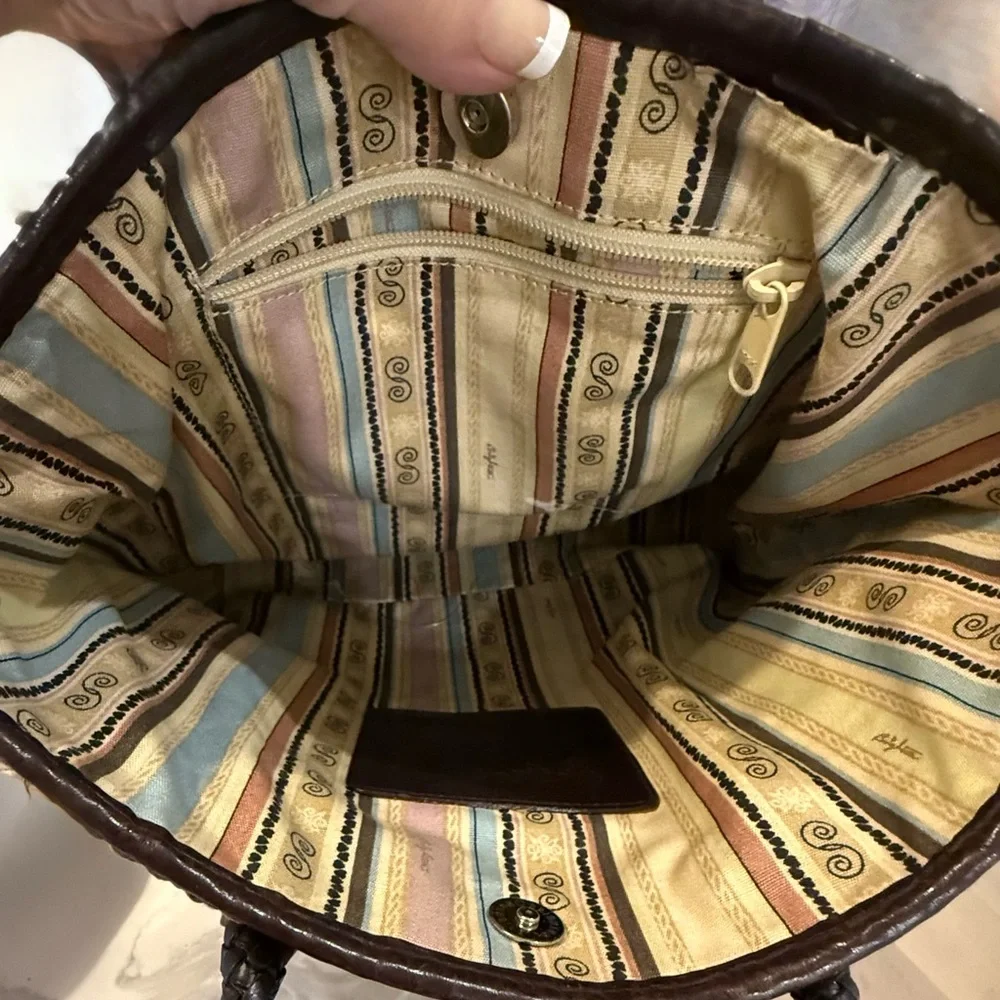 Brighton Tote Woven Jute Braided Leather Handles & Charms - Picture 4 of 11